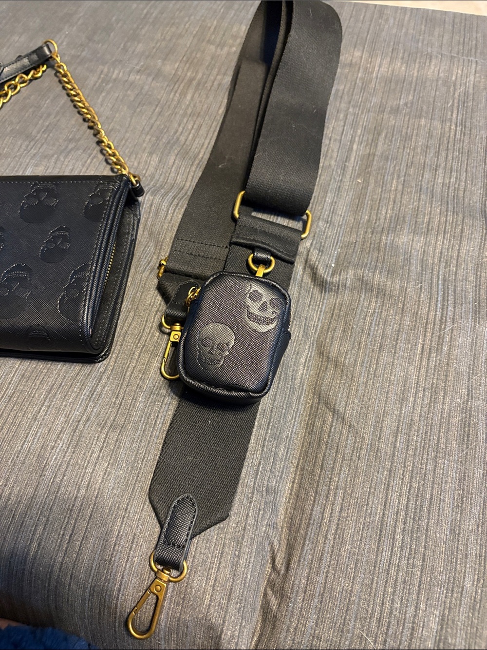 Betsey Johnson Skull Boss Wallet on a Chain NWOT - Picture 11 of 13